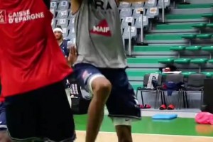 過你就像過馬路,文班亞馬也太靈活了吧??